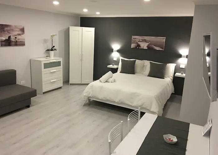 The Lux B&B Napoli Mergellina