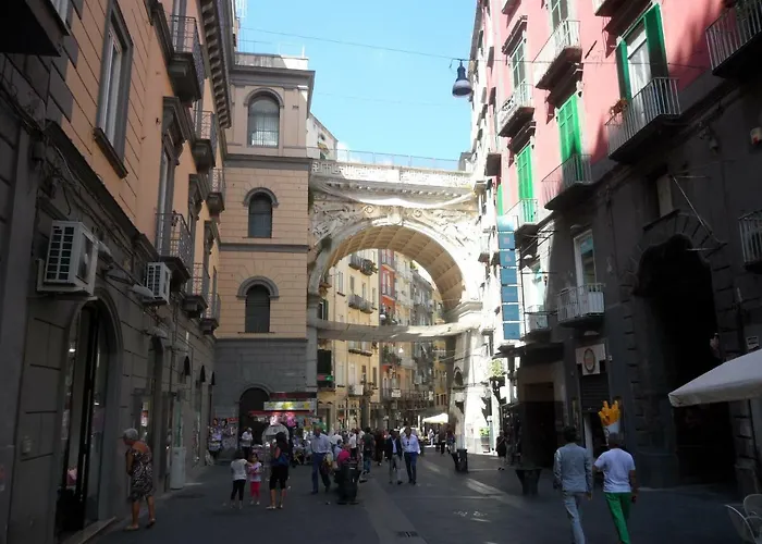 Incanto A Chiaia