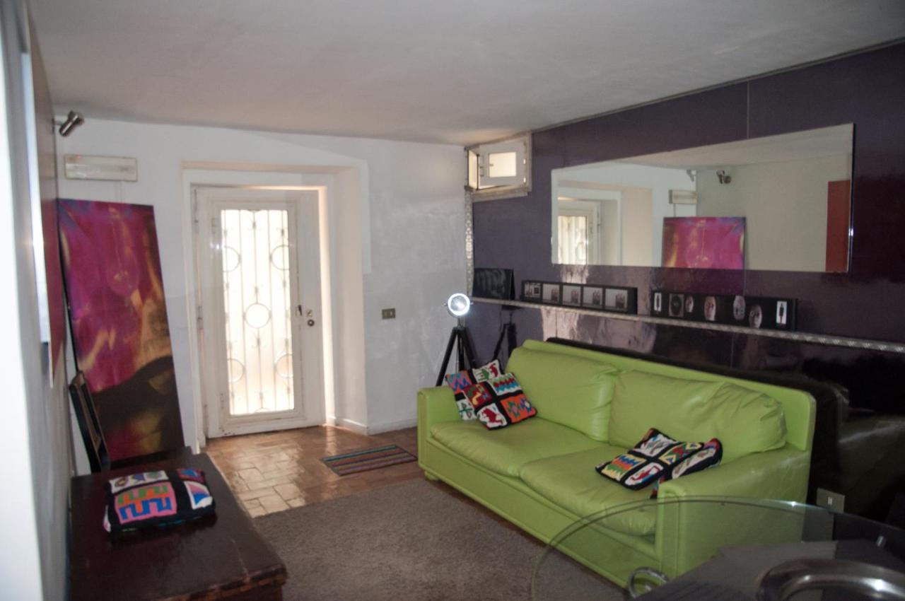 Residenza Le Rose D'arte Apartment Naples