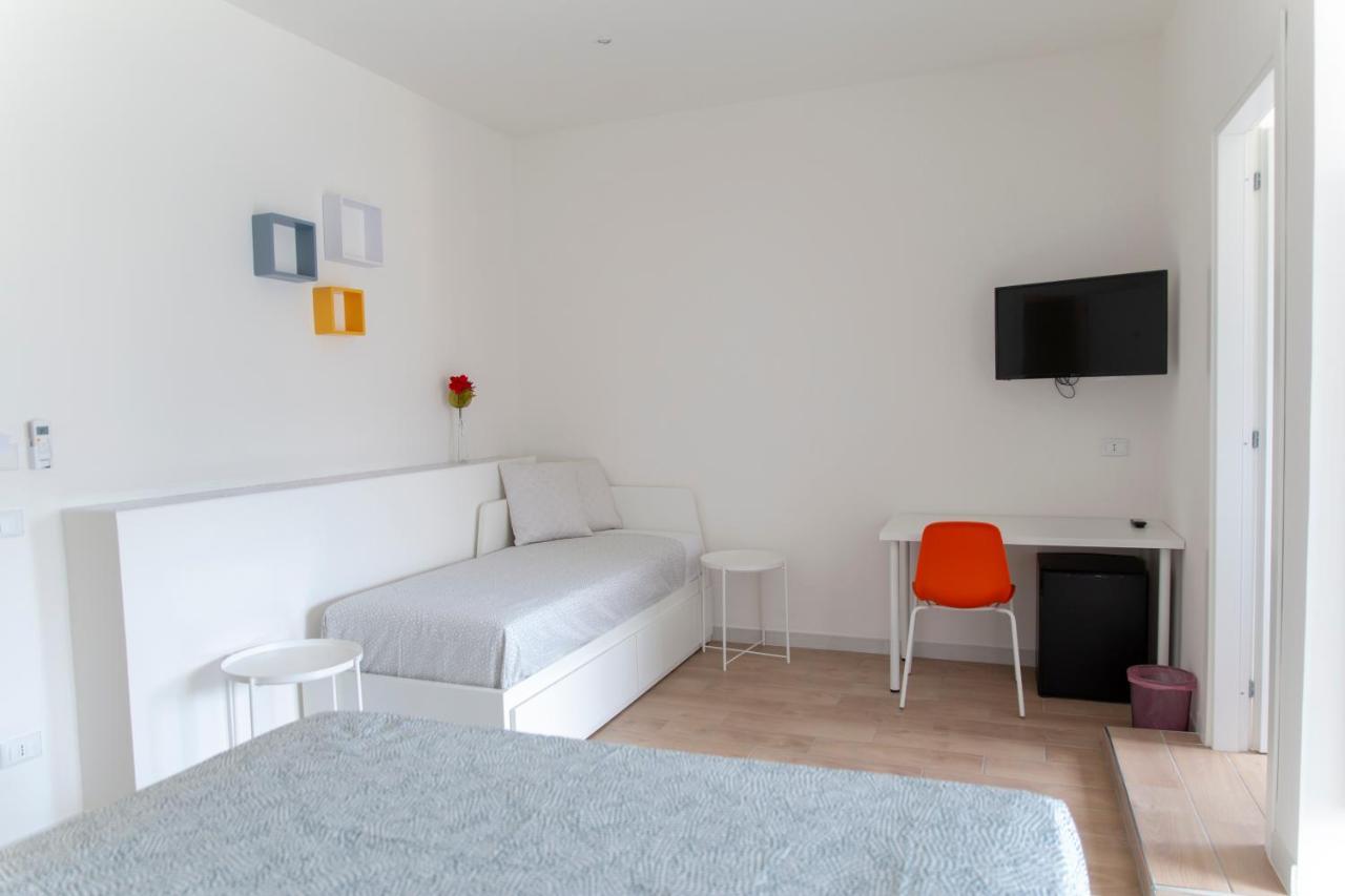 Allyoucantrip - Porto Guest house *