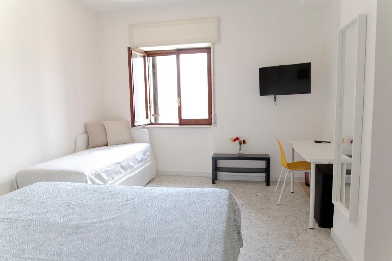 Allyoucantrip - Porto Guest house