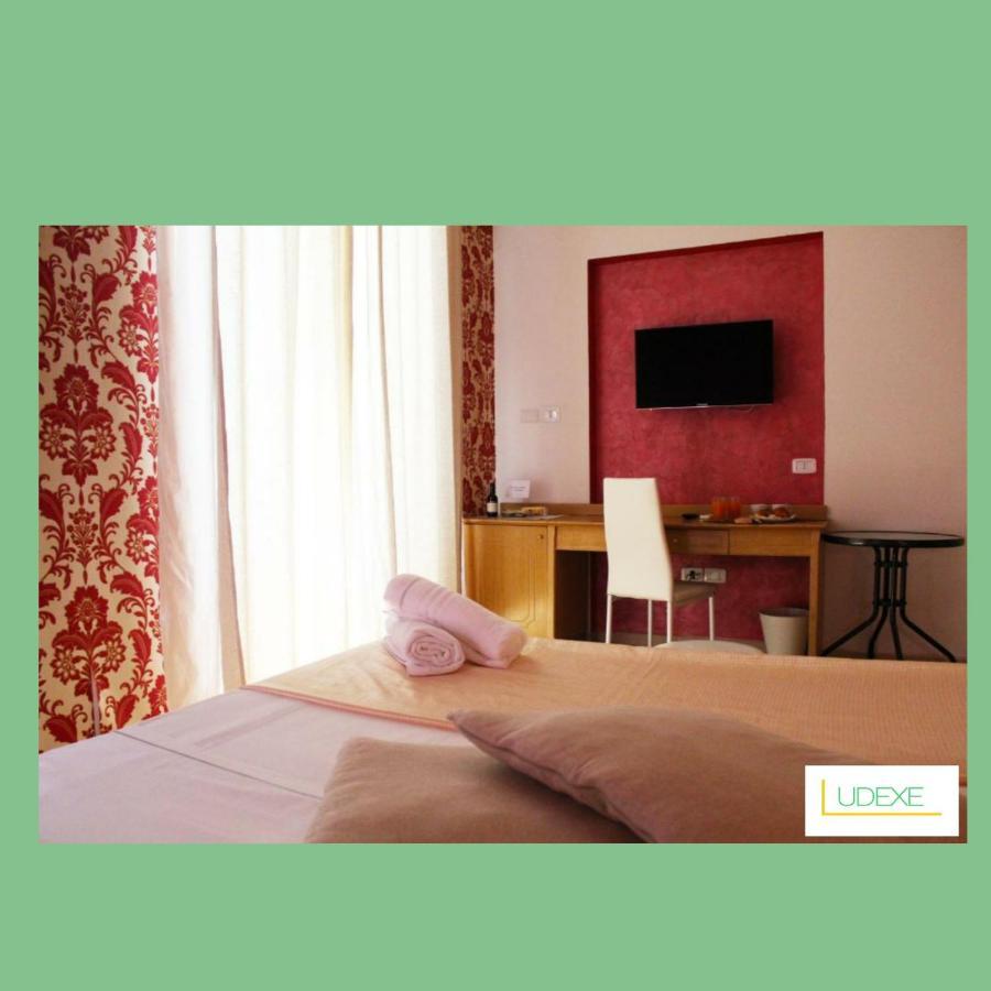 Bed & Breakfast Ludexe Naples