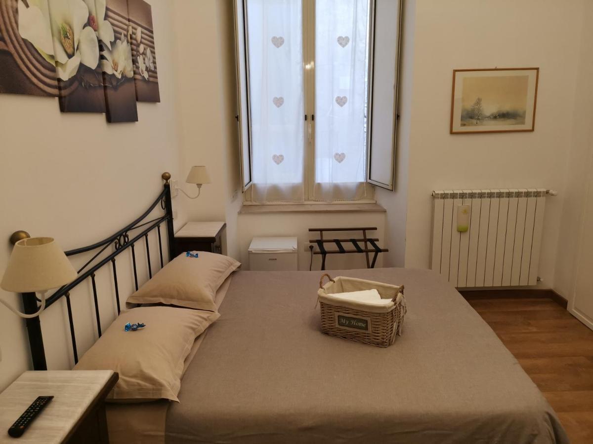 Pietrasanta Lt Bed & Breakfast