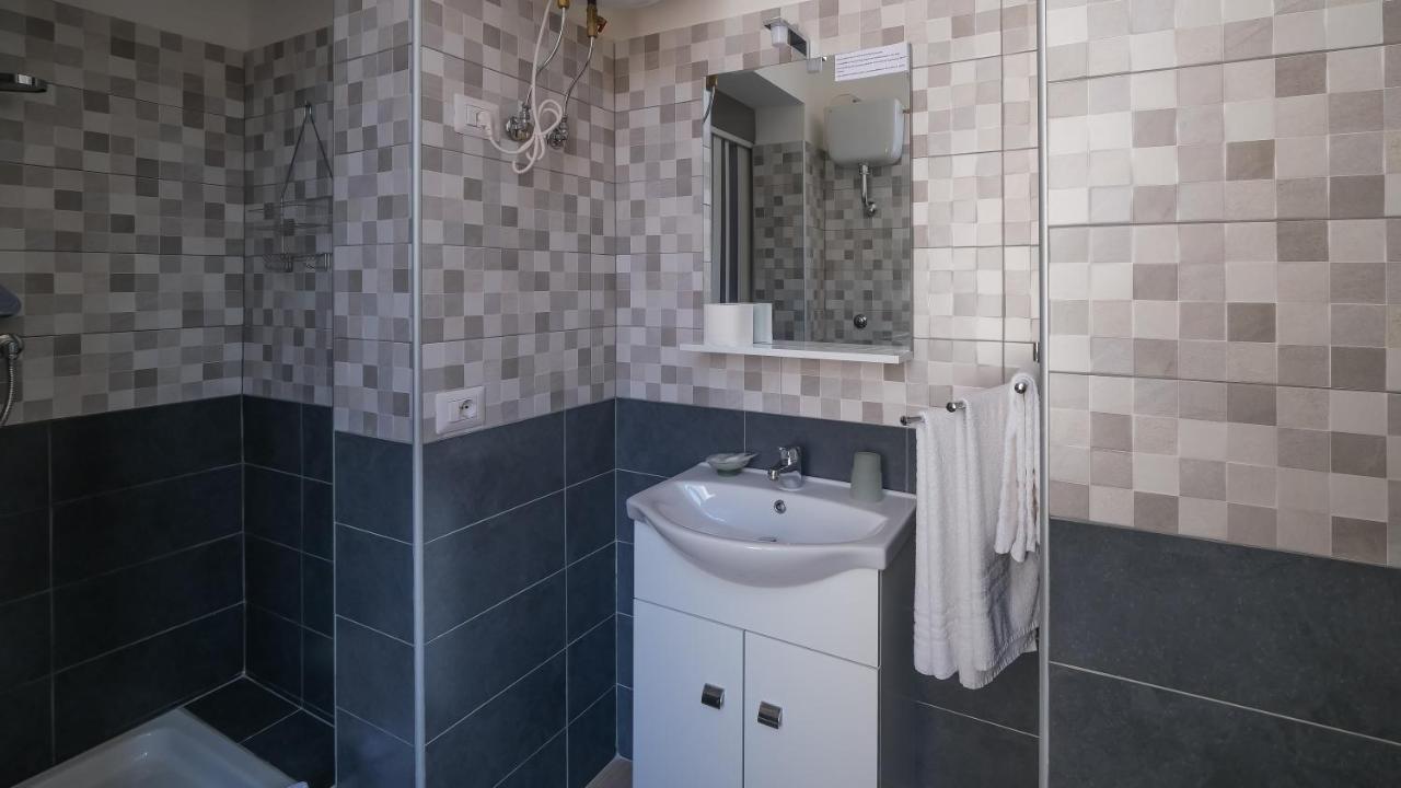 Bed & Breakfast Royal Dante Naples