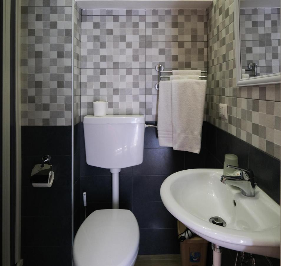 Royal Dante Bed & Breakfast Naples