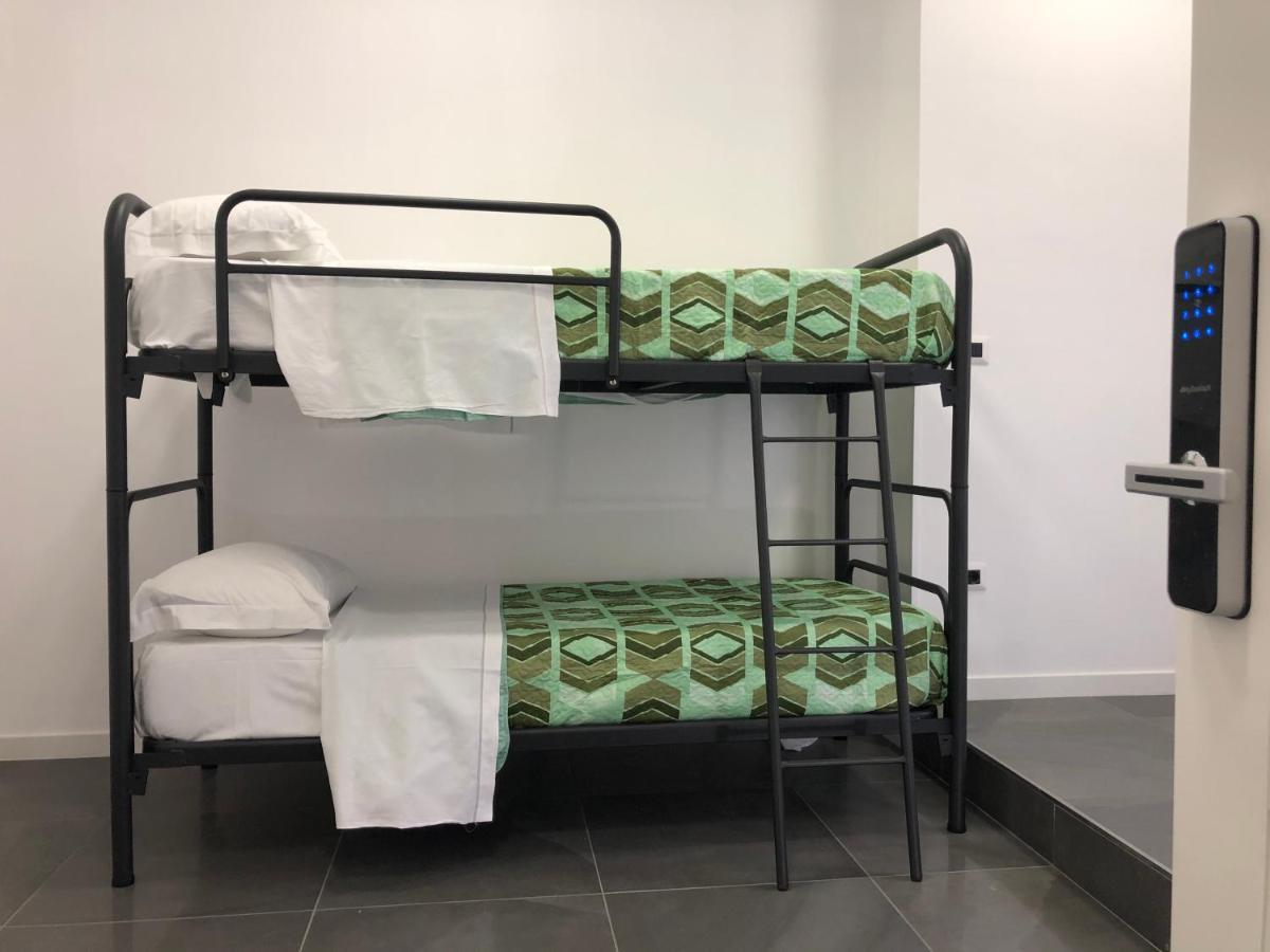 Guest house Floor Rentrooms 3*
