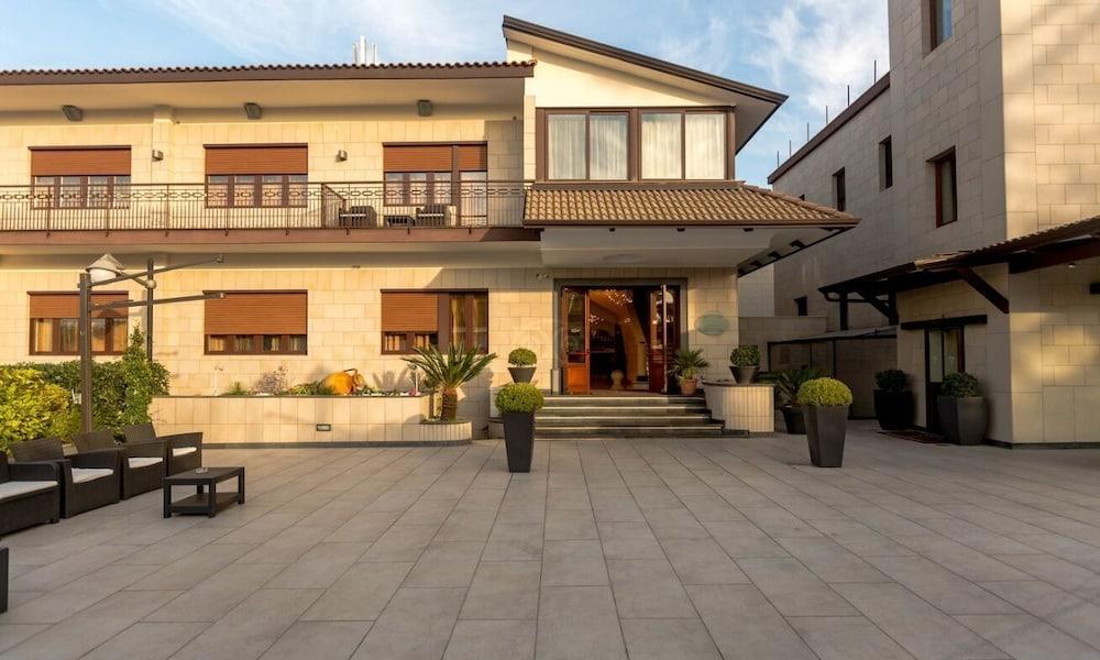 Ranch Palace 4*