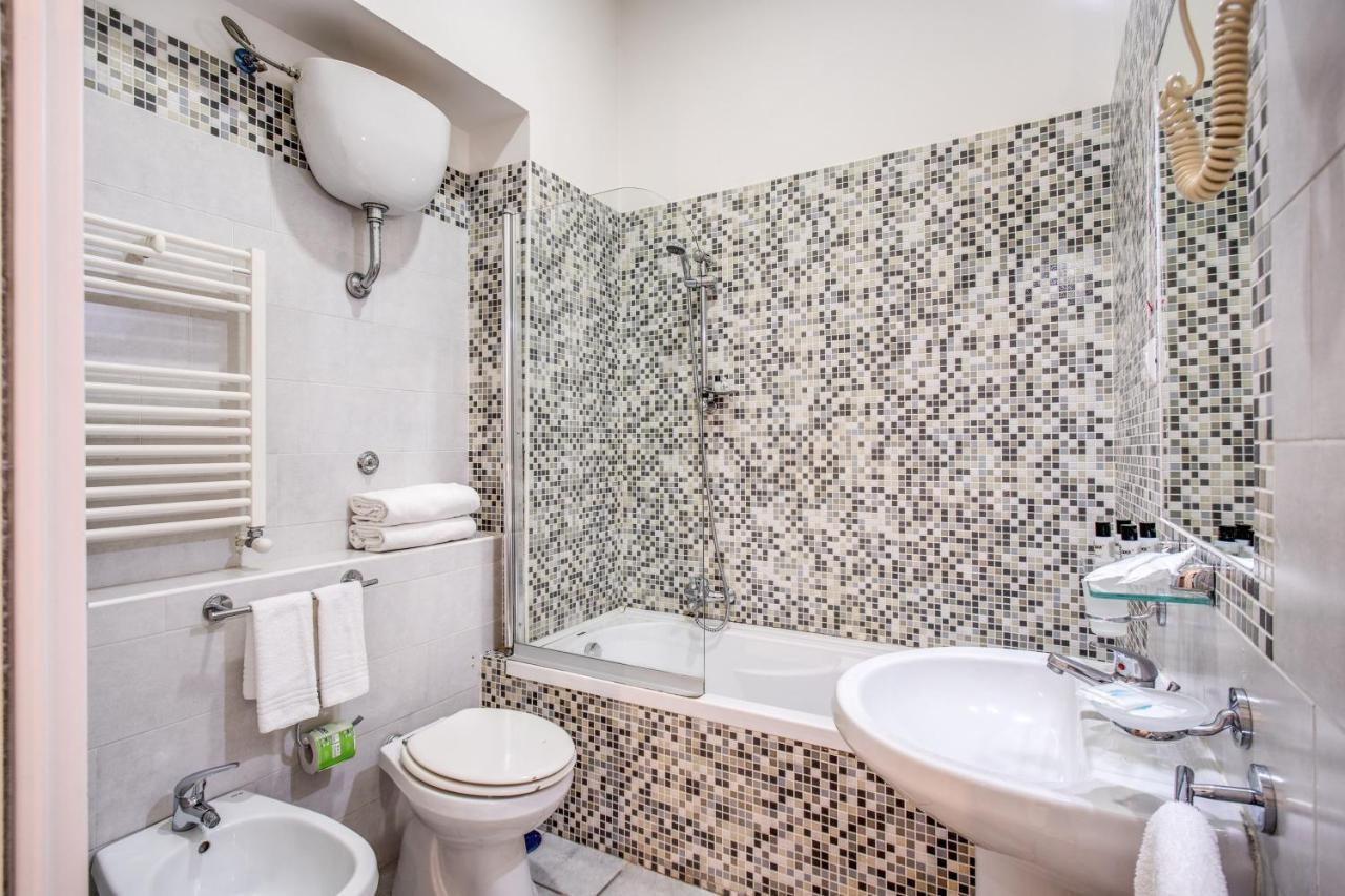Napoli's Gold Guest house