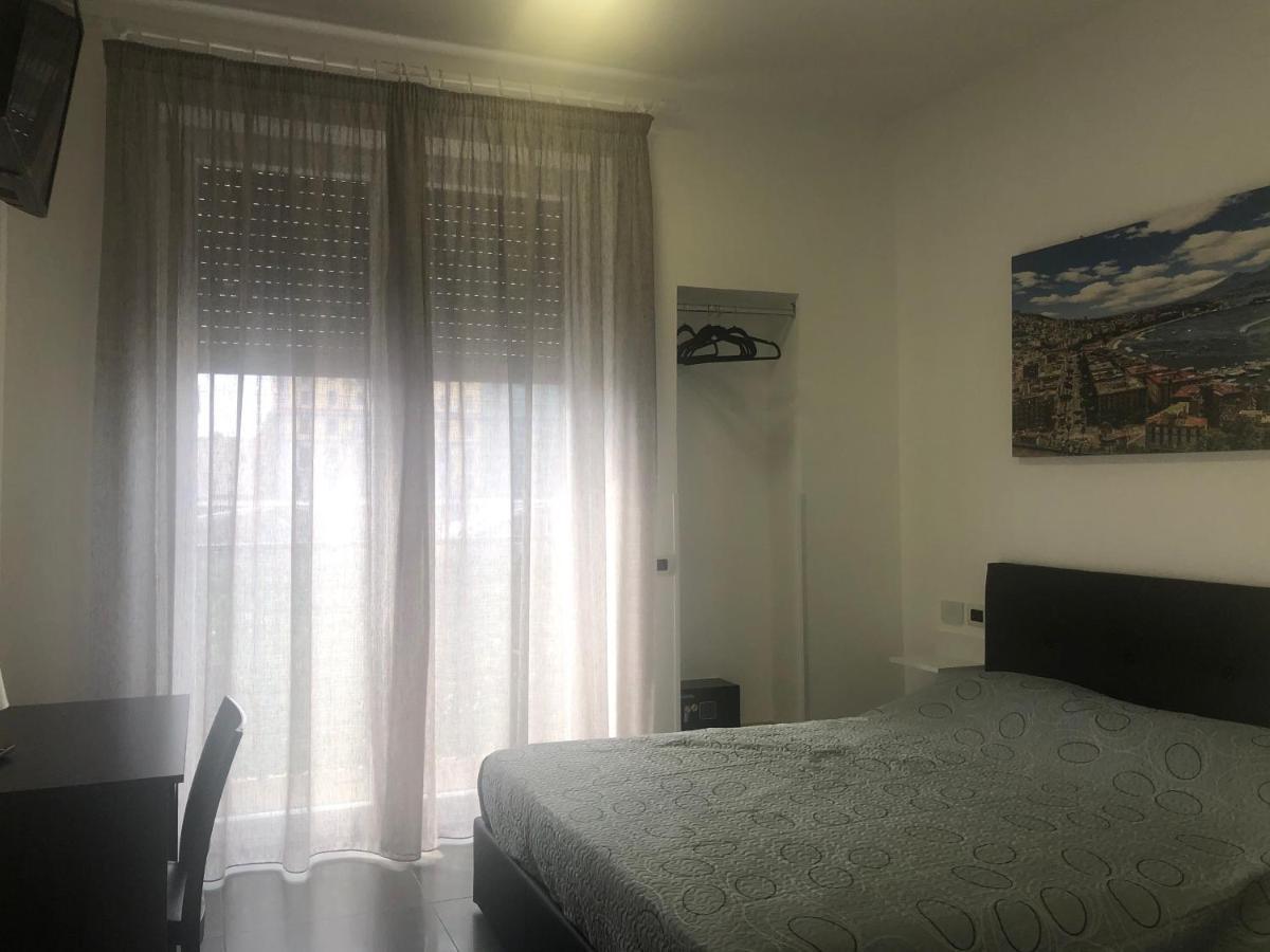 Floor Rentrooms 3*