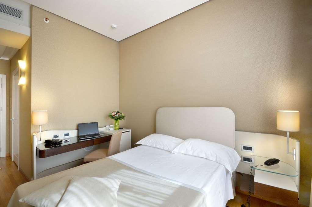 Palazzo Esedra Hotel