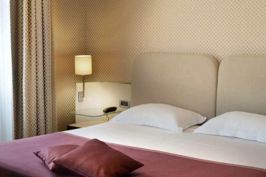 Palazzo Esedra Hotel 4*