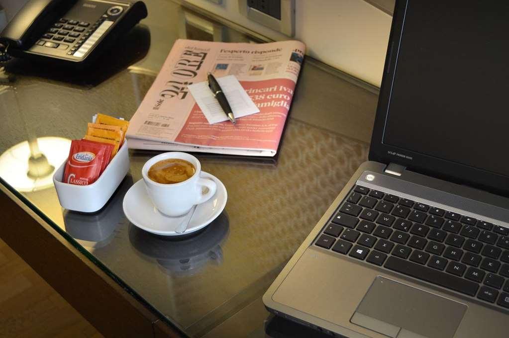 Palazzo Esedra Hotel Naples