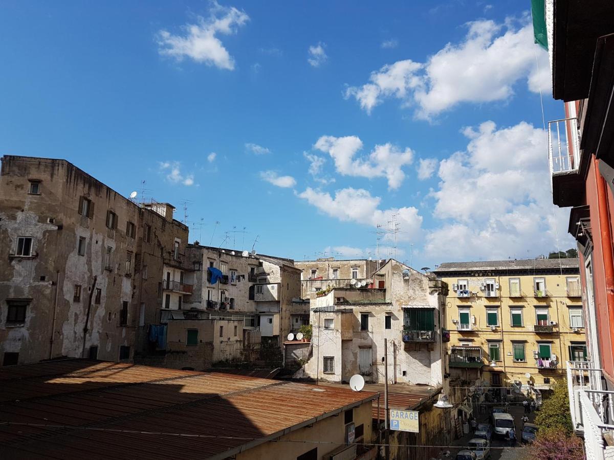 Napul'e Naples