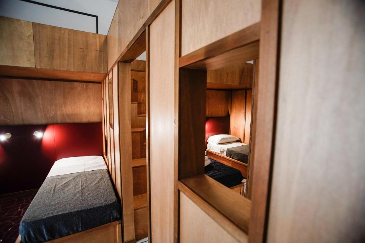 Nap Spaccanapoli Hostel