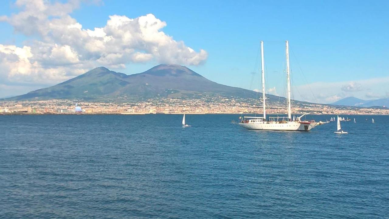 Storia E Mare Bed & Breakfast Naples