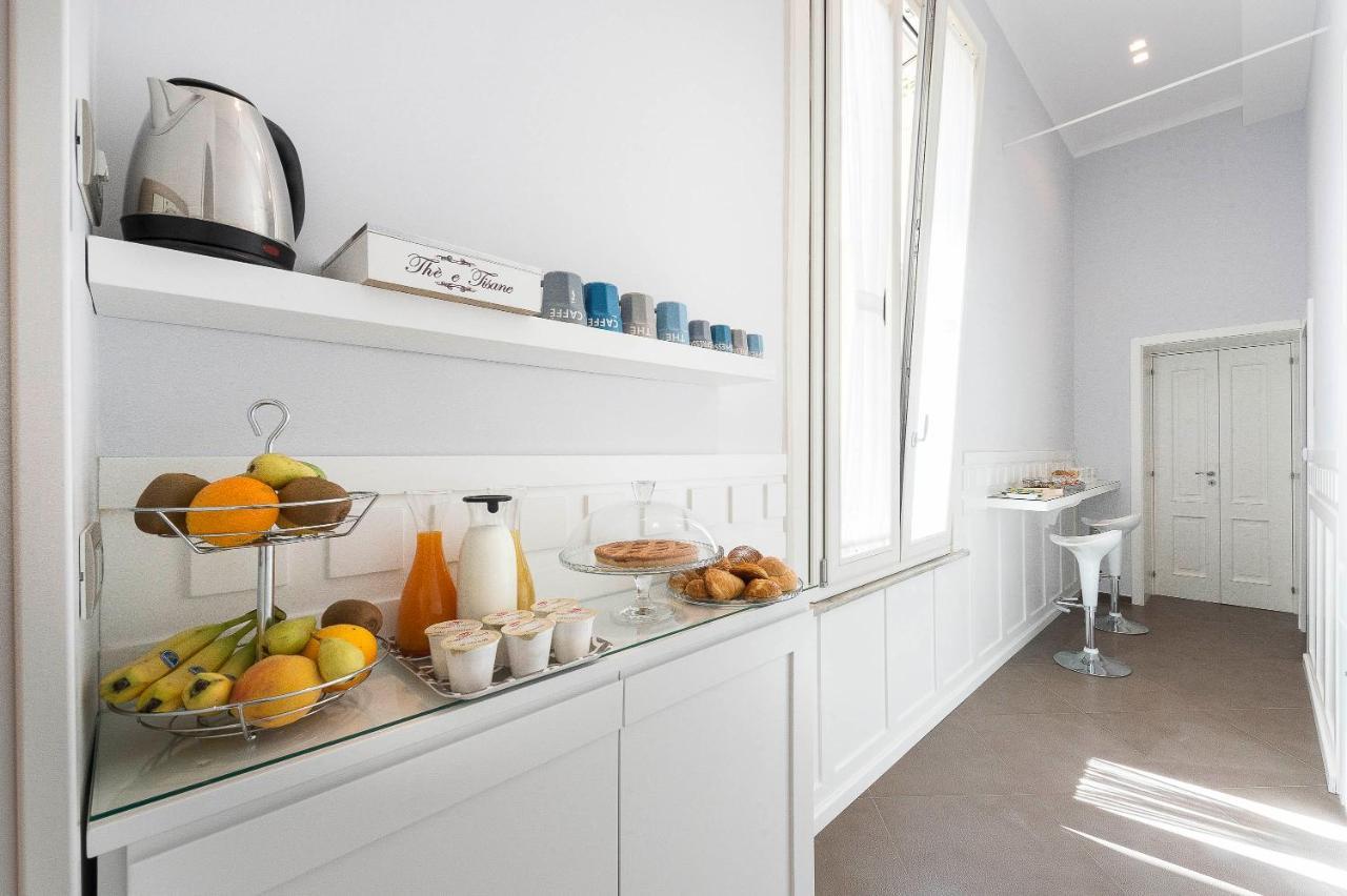 Domusvelata Bed & Breakfast Naples