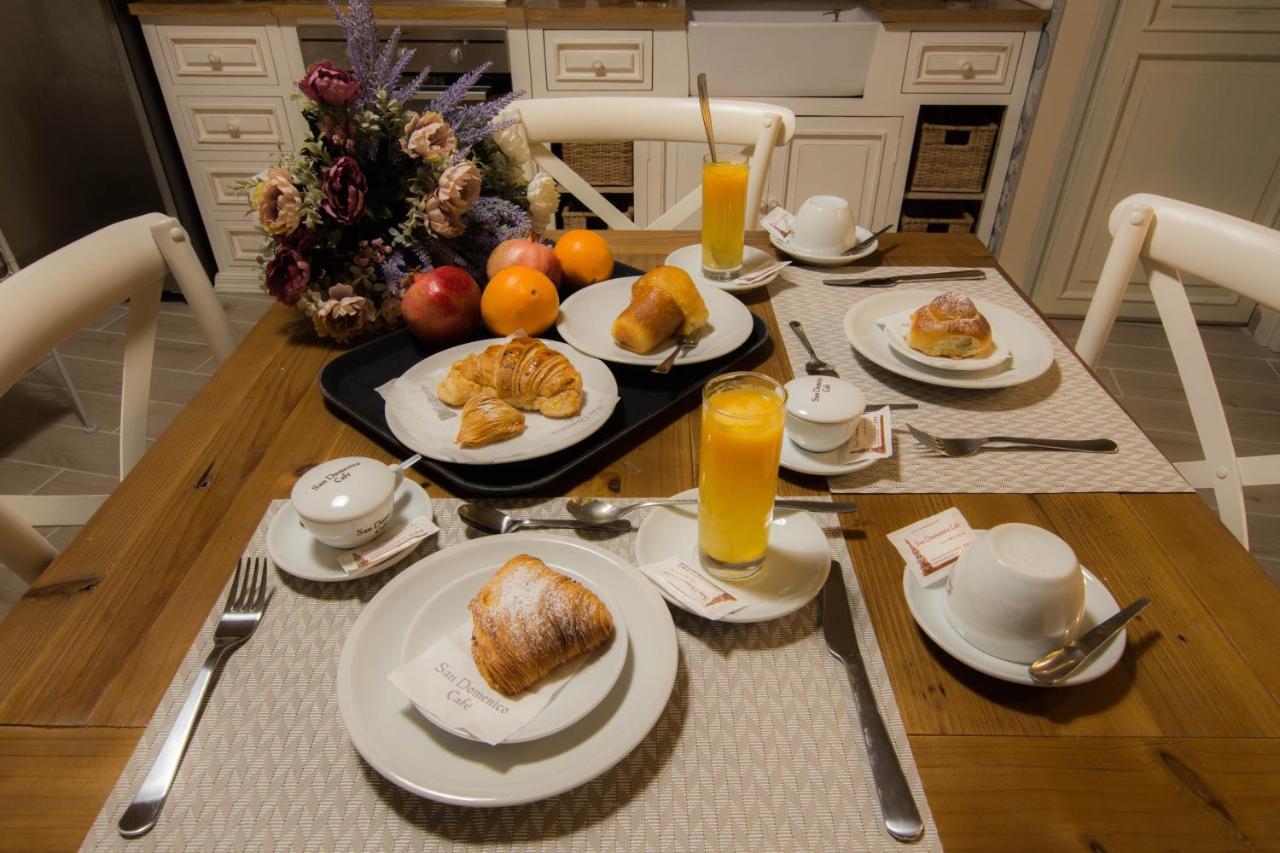 In San Domenico Maggiore 3 Bed & Breakfast *