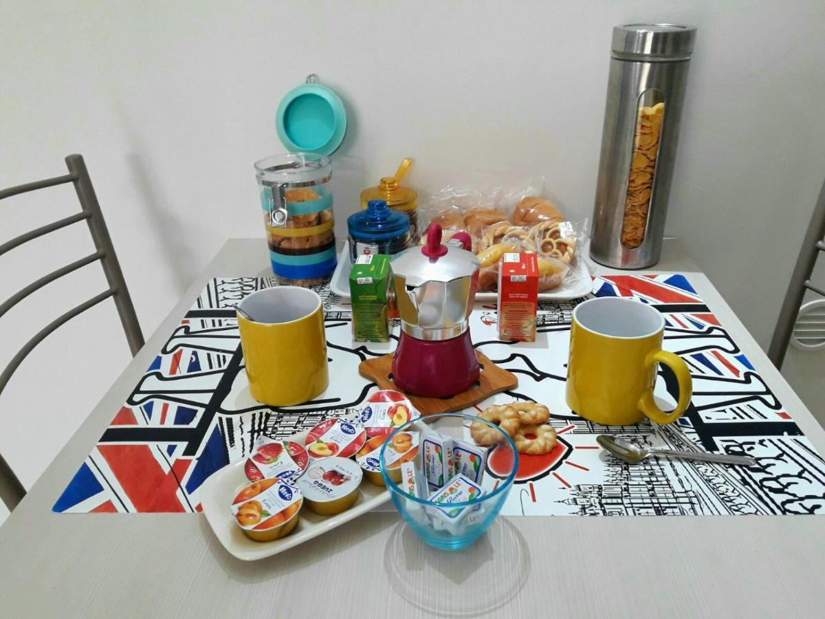 Bed & Breakfast Breakfast In Naples