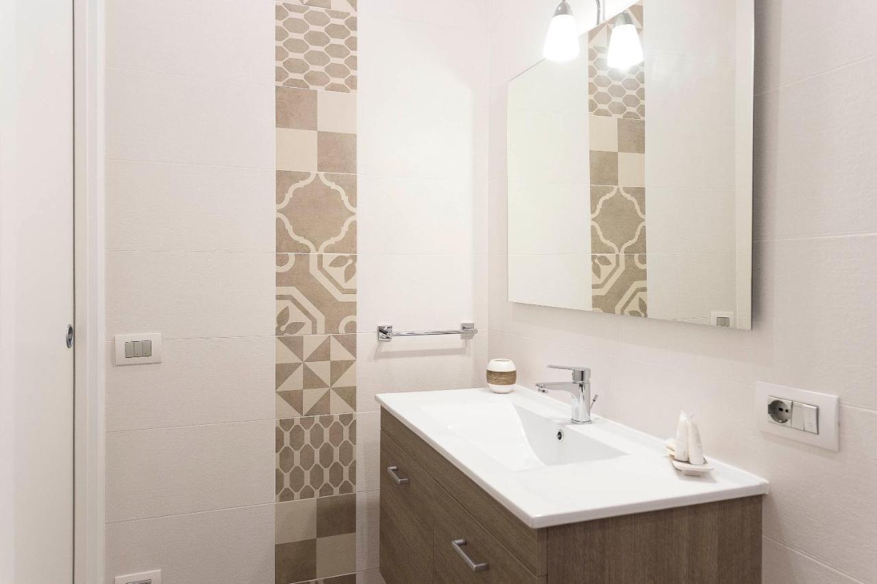 Domusvelata Bed & Breakfast Naples