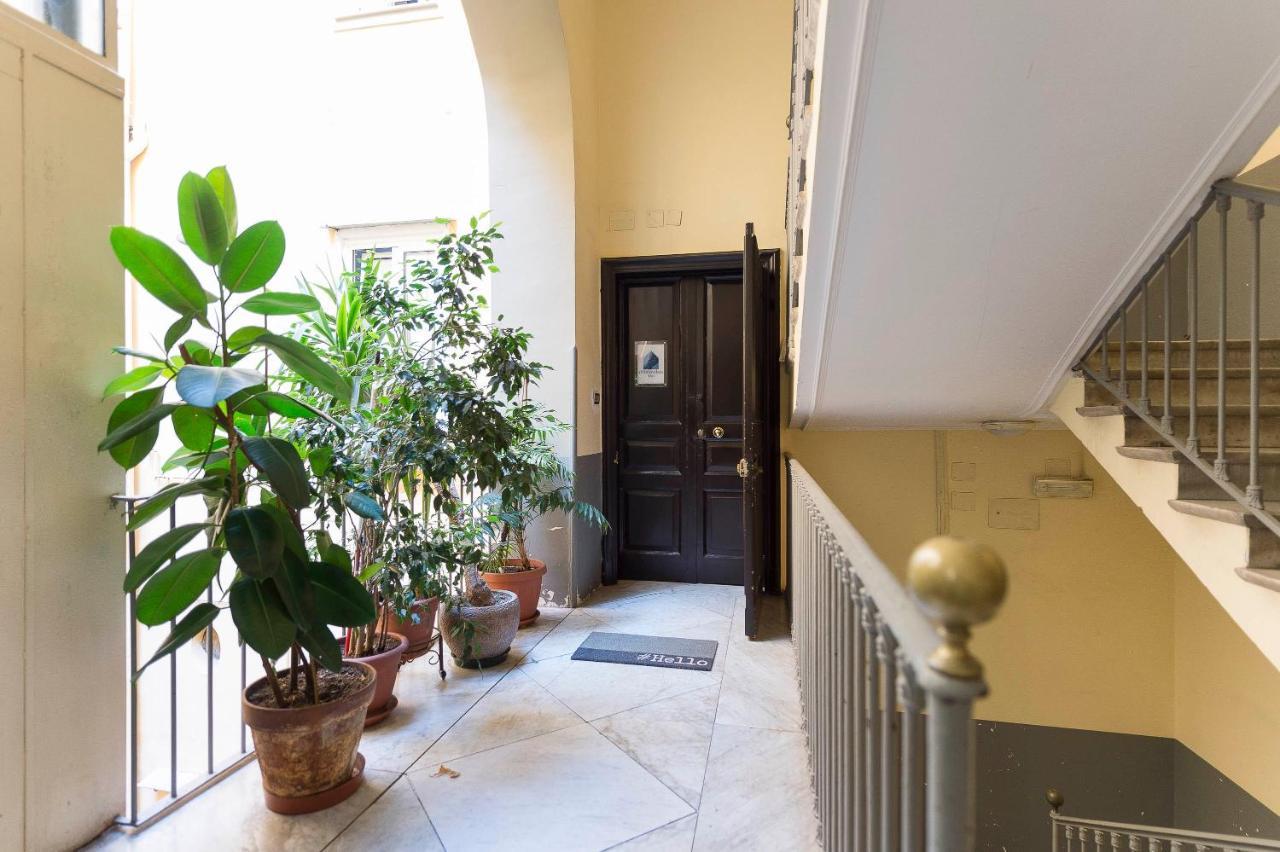 Bed & Breakfast Domusvelata Naples