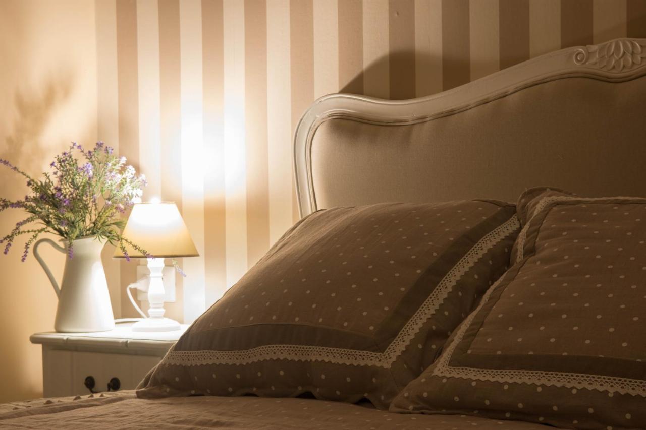 Bed & Breakfast In San Domenico Maggiore 3