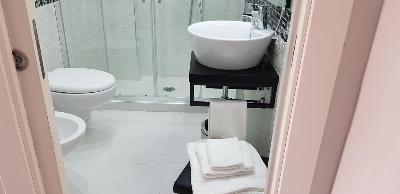 L'elite Del Centro Storico Bed & Breakfast Naples