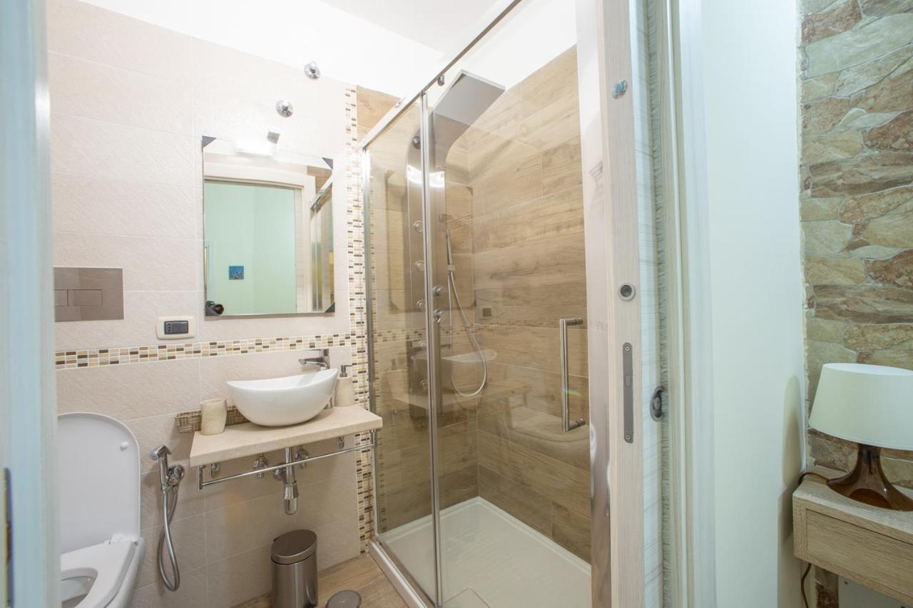 Storia E Mare Bed & Breakfast Naples