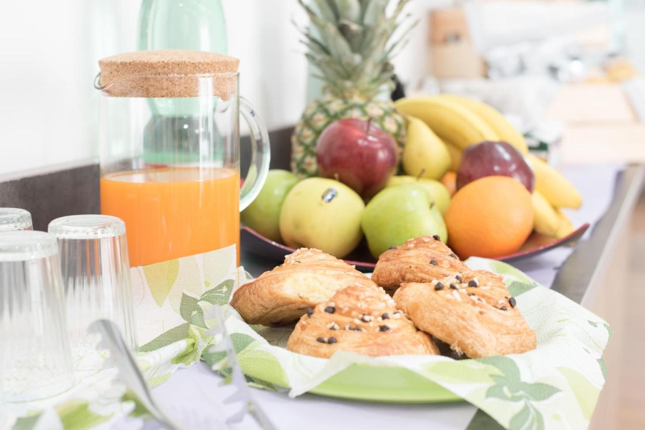 Starnone Bed&book Bed & Breakfast Naples