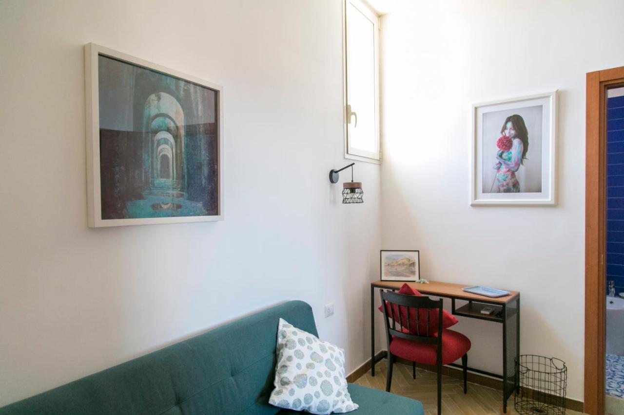 A Casa Di Nina 2* Naples