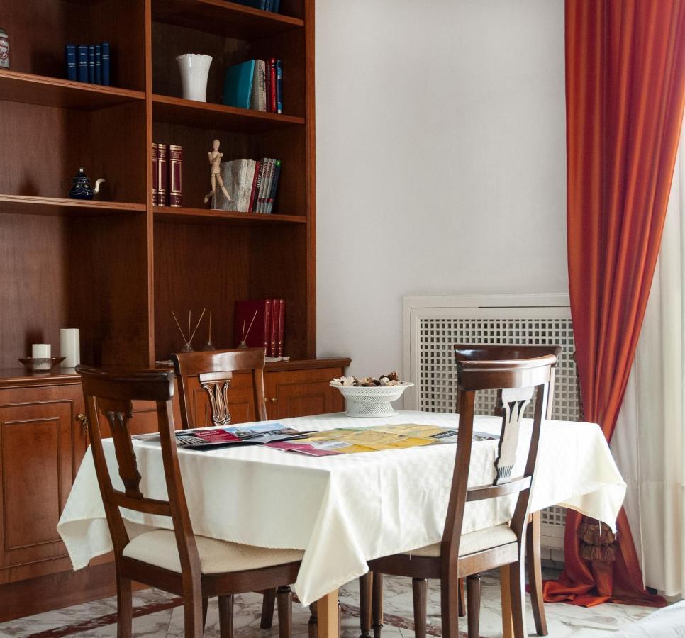 Artis Domus Bed & Breakfast