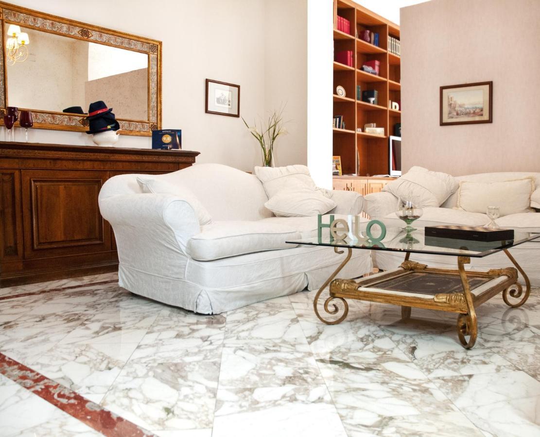 Bed & Breakfast Artis Domus