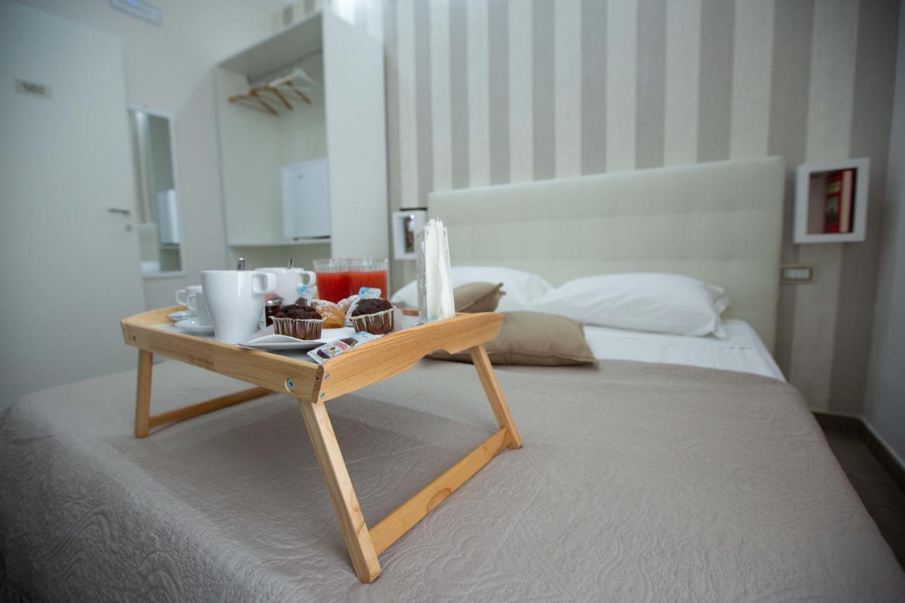 Philip Royal 3* Naples
