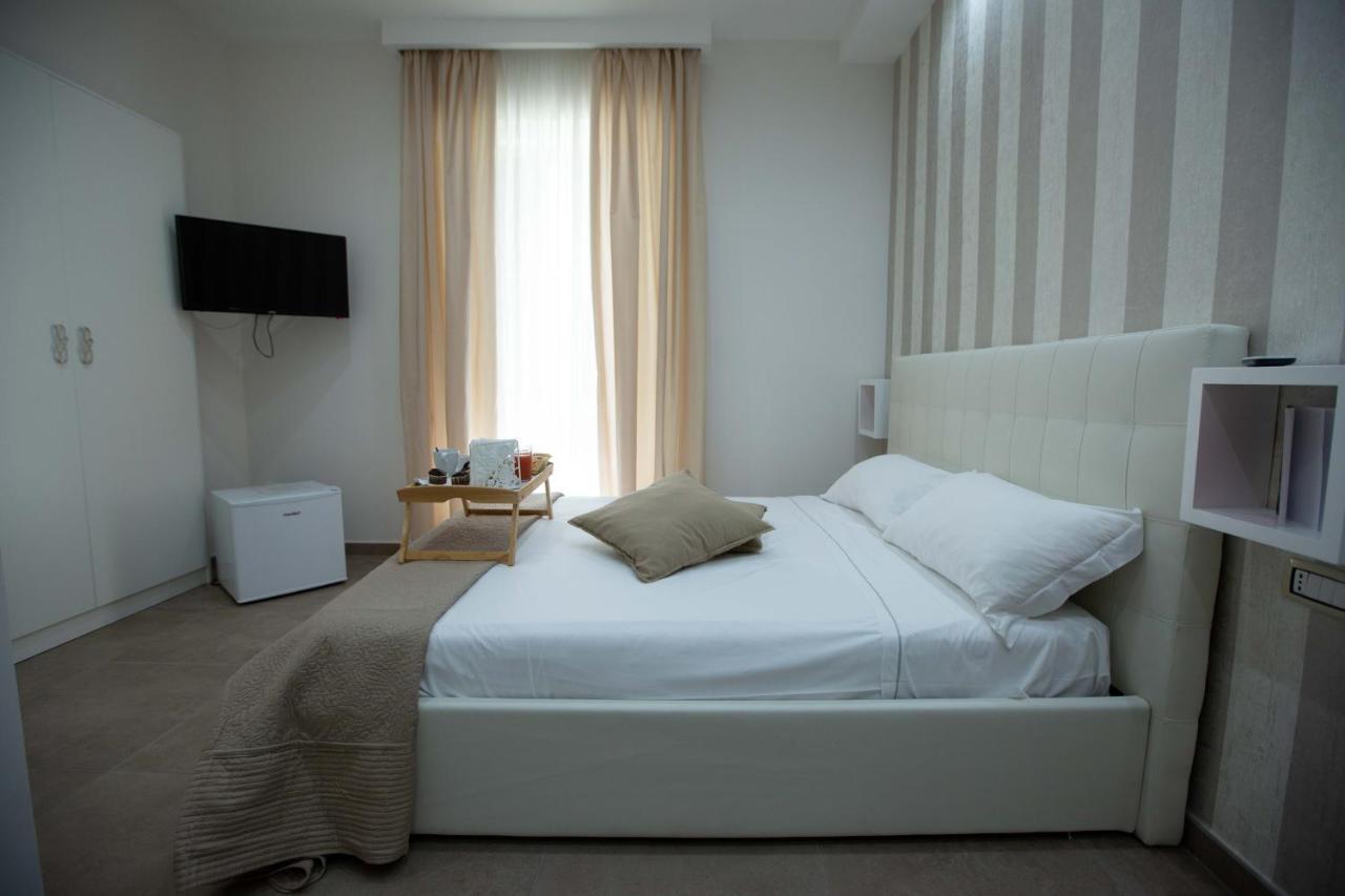 Philip Royal 3* Naples