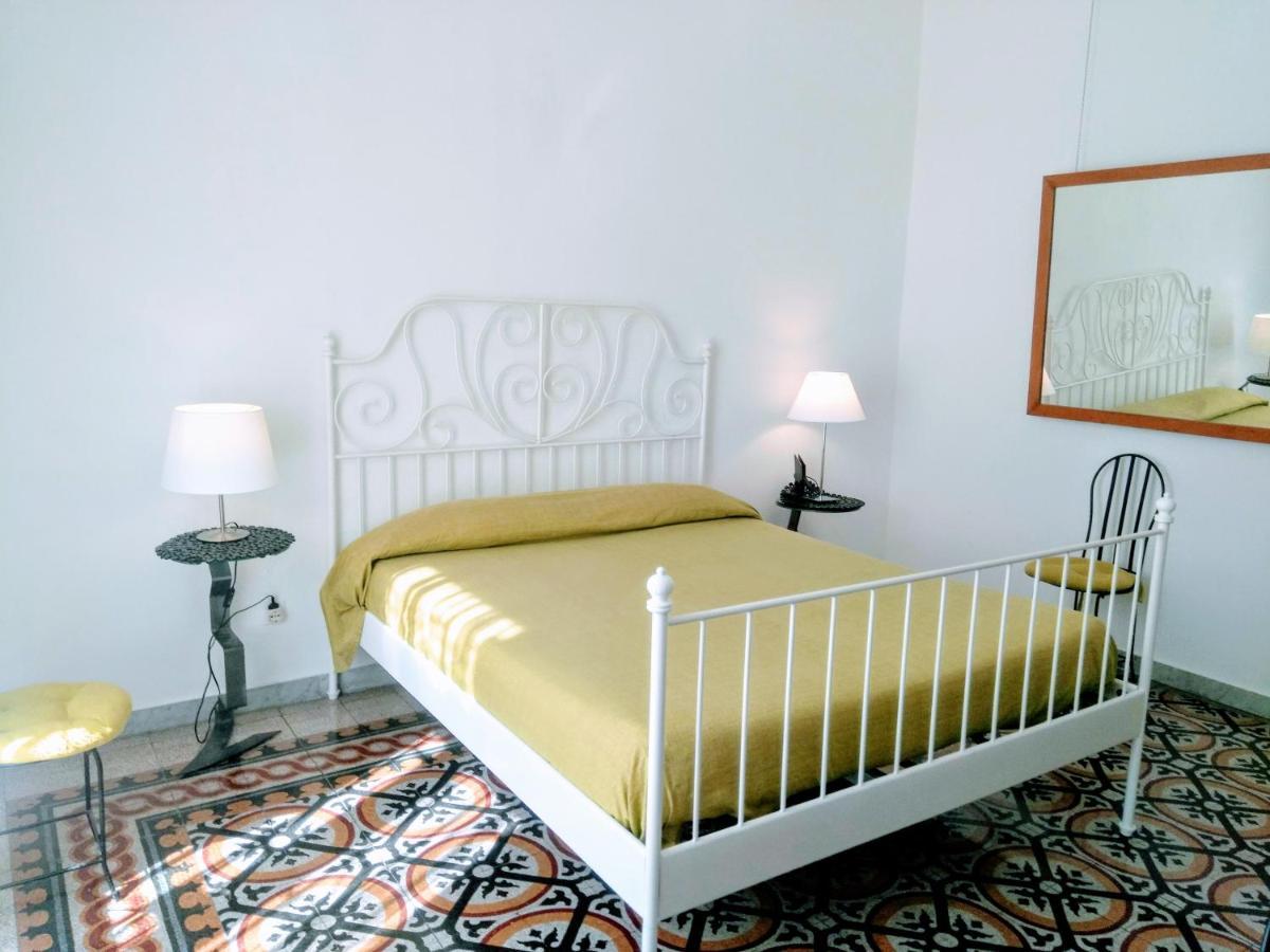 L'atelier Vedi Ai Tuoi Piedi *