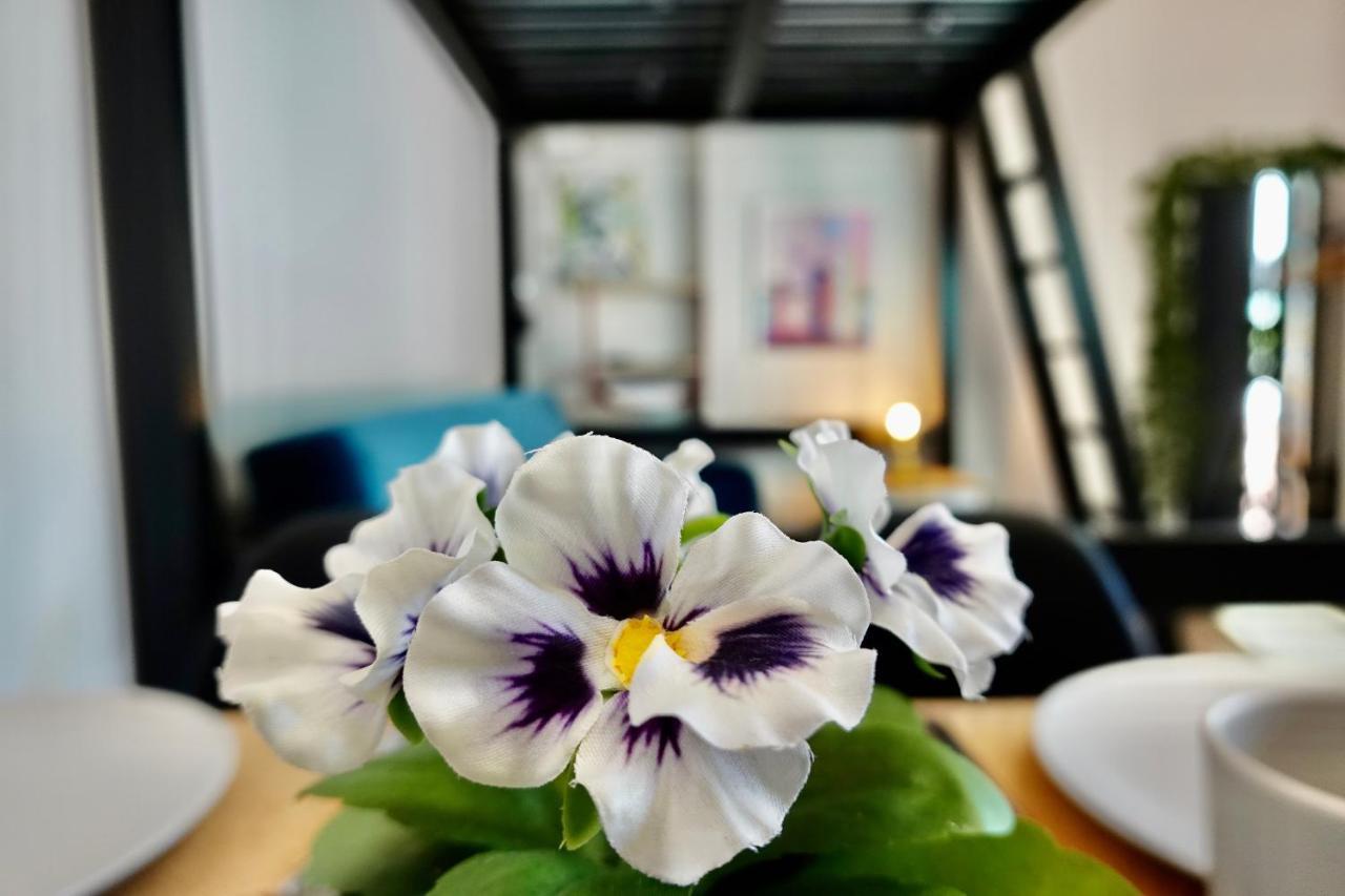 Linea1 Loft Apartment *
