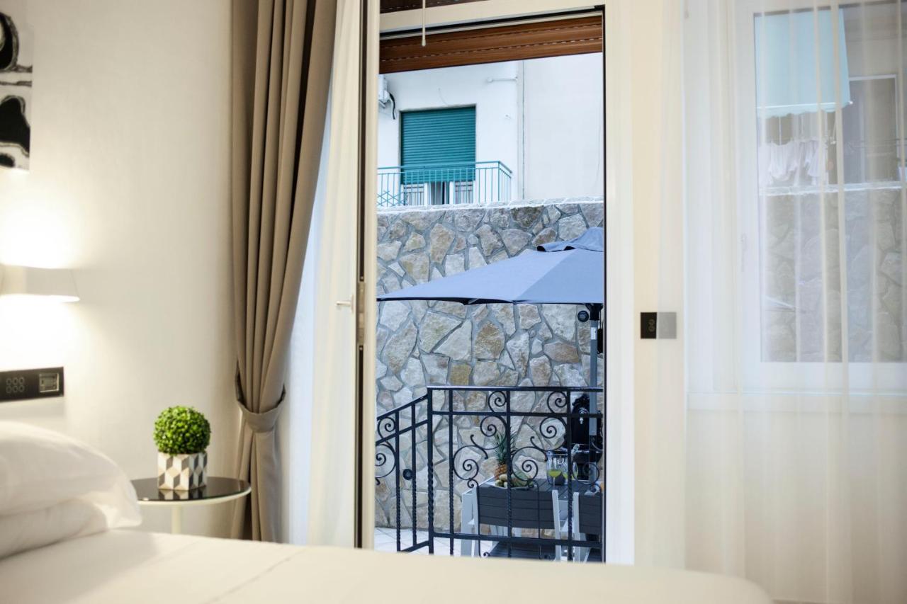 Lhp Parco Margherita 3* Naples