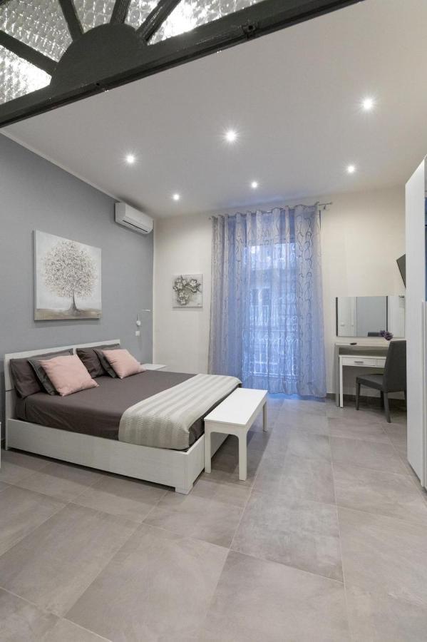 Dante Square Apartment