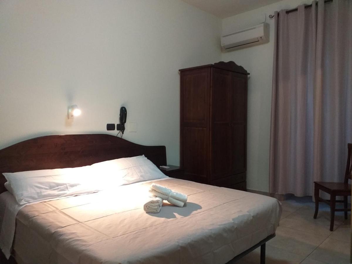 Hotel Vittorio Veneto Napoli 2*