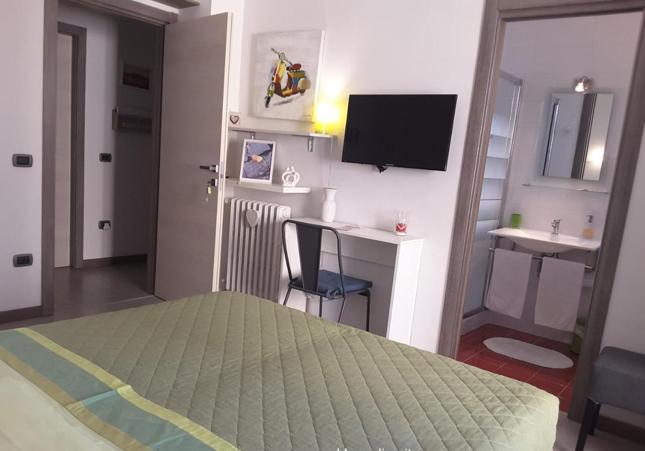 Carolina Napoli-vomero Bed & Breakfast