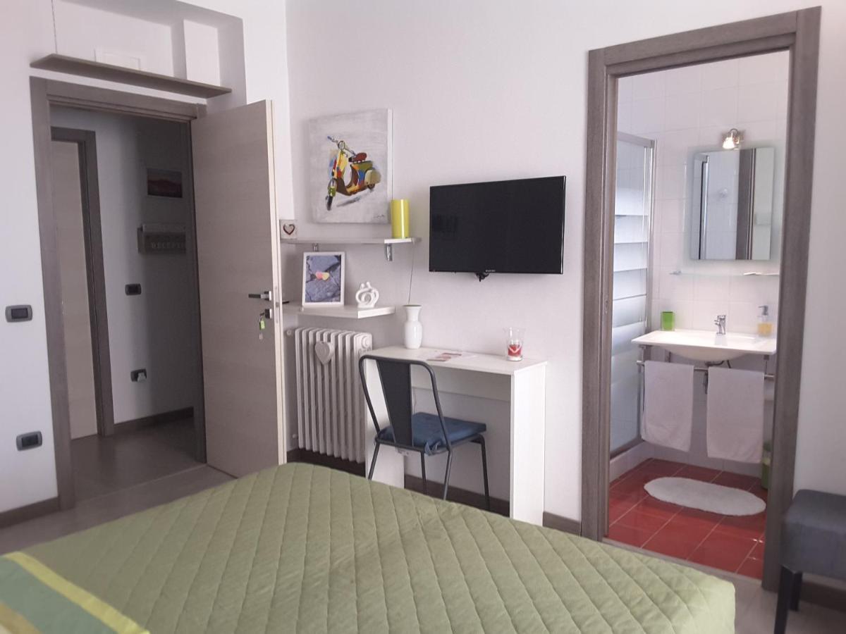 Bed & Breakfast Carolina Napoli-vomero 3*