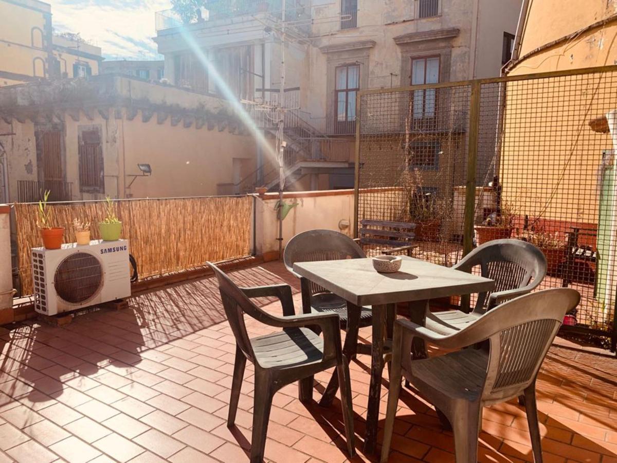 Apartment Casetta Nel Cuore Di Con Terrazzo Naples