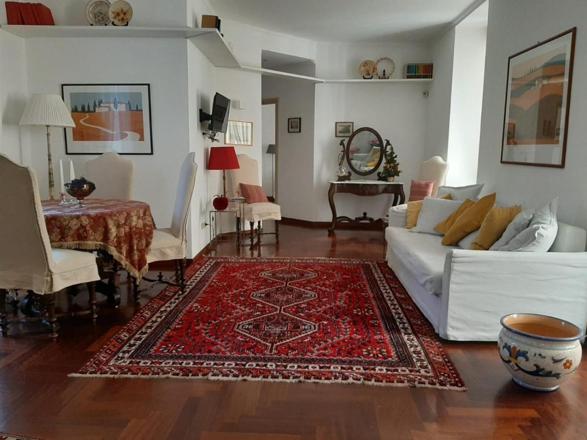 Apartment Pizzofalcone 41b *