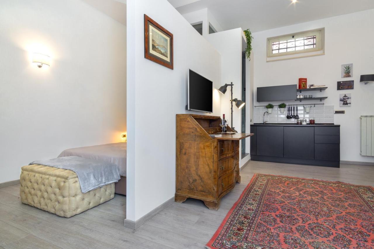 B1flat Mergellina -