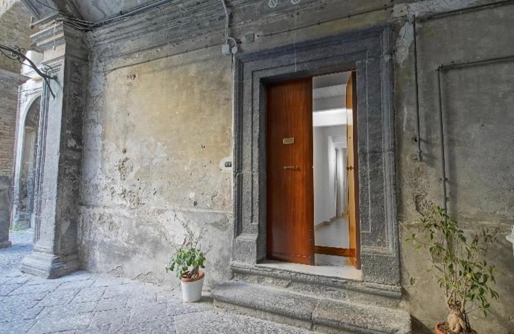 Santi Apostoli House Apartment Naples