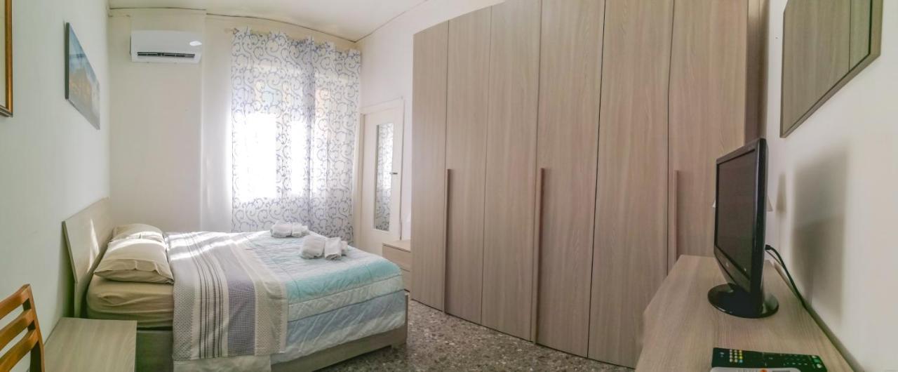Metro Guest house