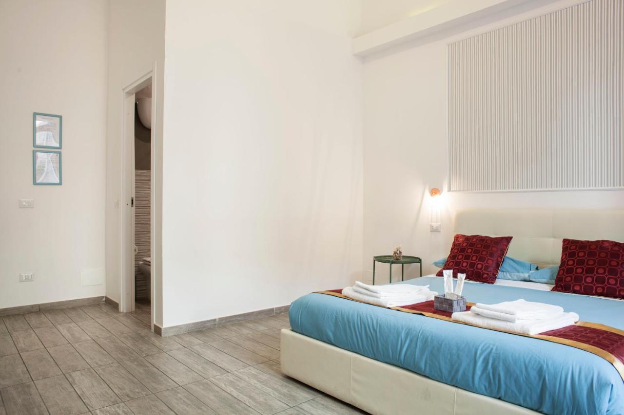 Martucci Avenue 3* Naples