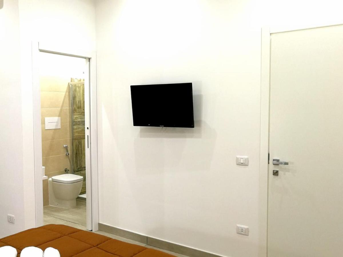Lombardi Luxury * Naples
