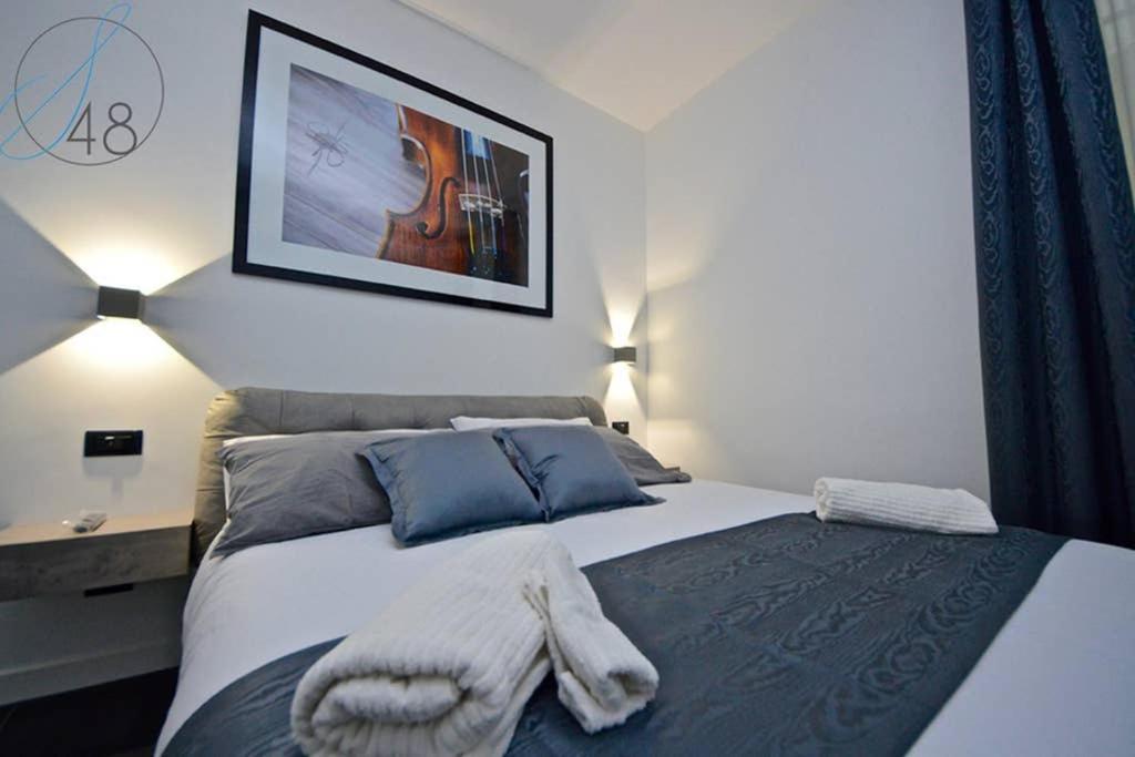 Quarantotto Apartment