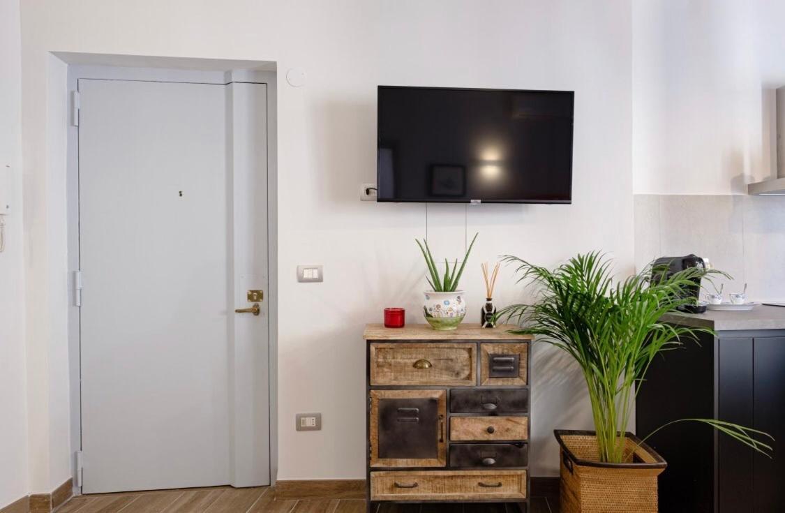 Gloria's - Vomero Apartment Naples