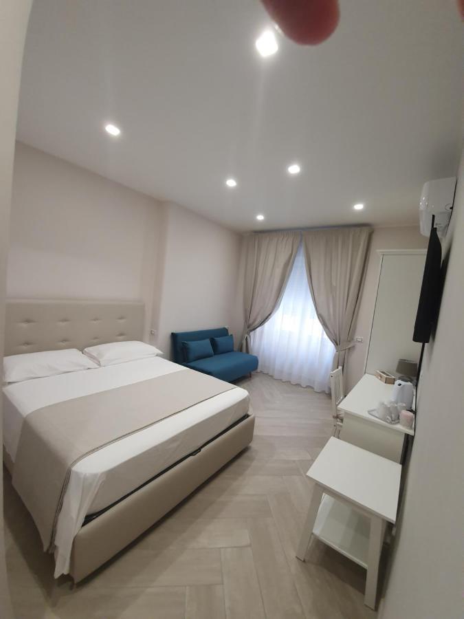 Bed & Breakfast Dimora Costantino Naples